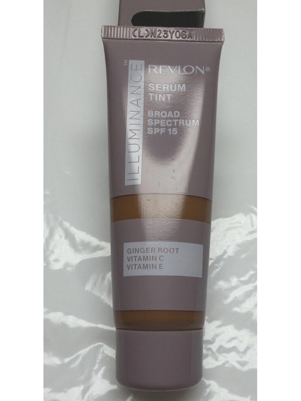 Revlon Illuminance Serum Tint 417 Warm Caramel SFP 15 Ginger Root Vitamin C& E